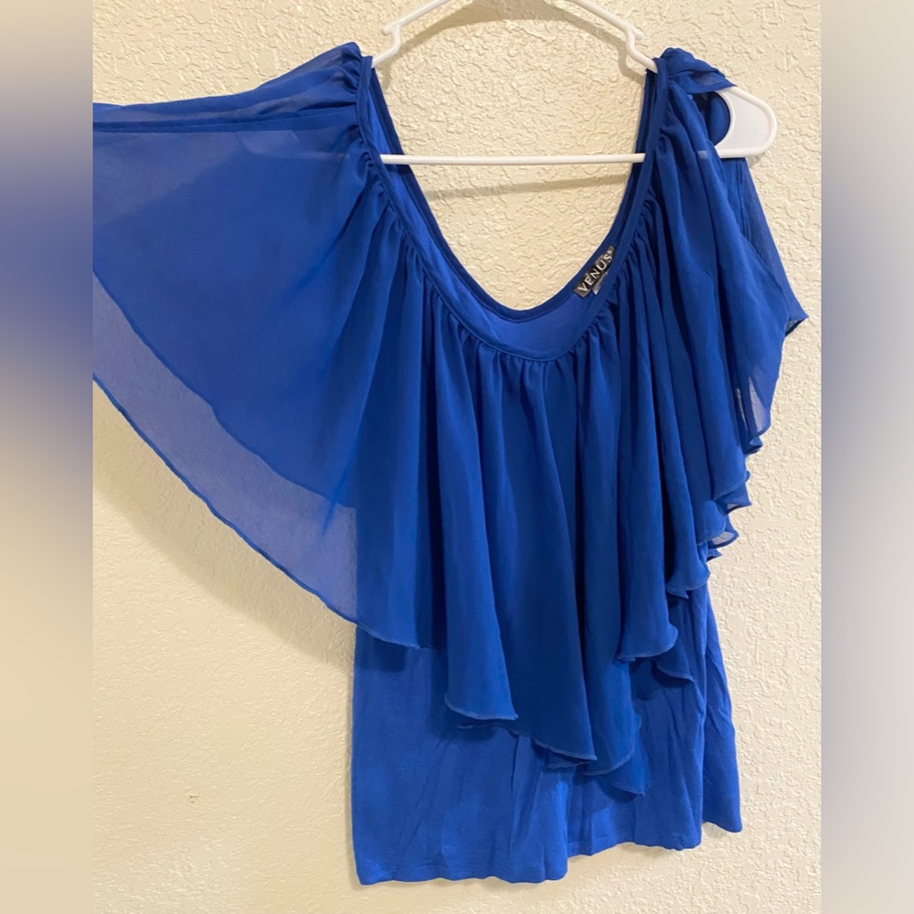 VENUS BLOUSE SZ M